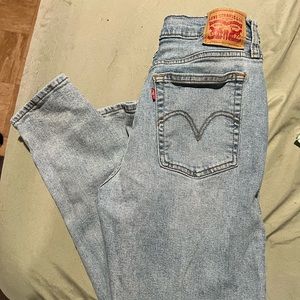 Levi Wedgie Straight Jeans
